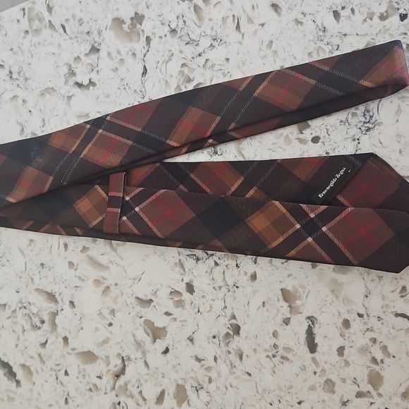 Ermenegildo Zegna Brown, Cream, Black, And Red Pattern Wood And Silk Tie - EUC - Picture 2 of 5